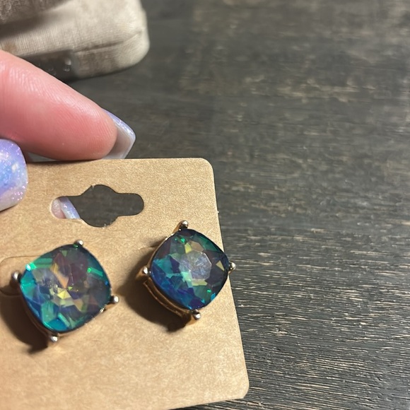 Colorful Square Stud Earrings - Picture 3 of 3